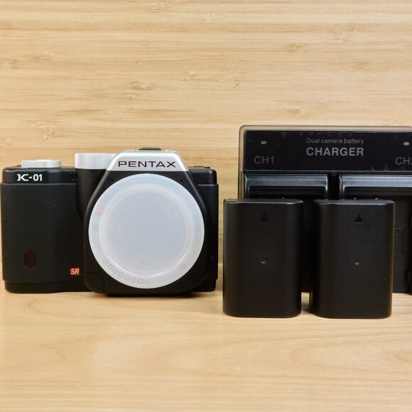 Pentax K-01 Mirrorless Camera, Marc Newson Design, Body , ONLY 127 Shutter Count - Picture 1 of 12